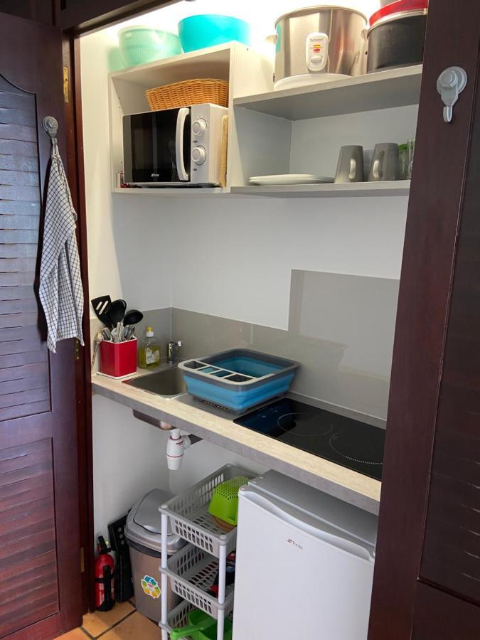 לה טריניטה Studio Paisible Avec Piscine, Pas Loin De La Plage מראה חיצוני תמונה