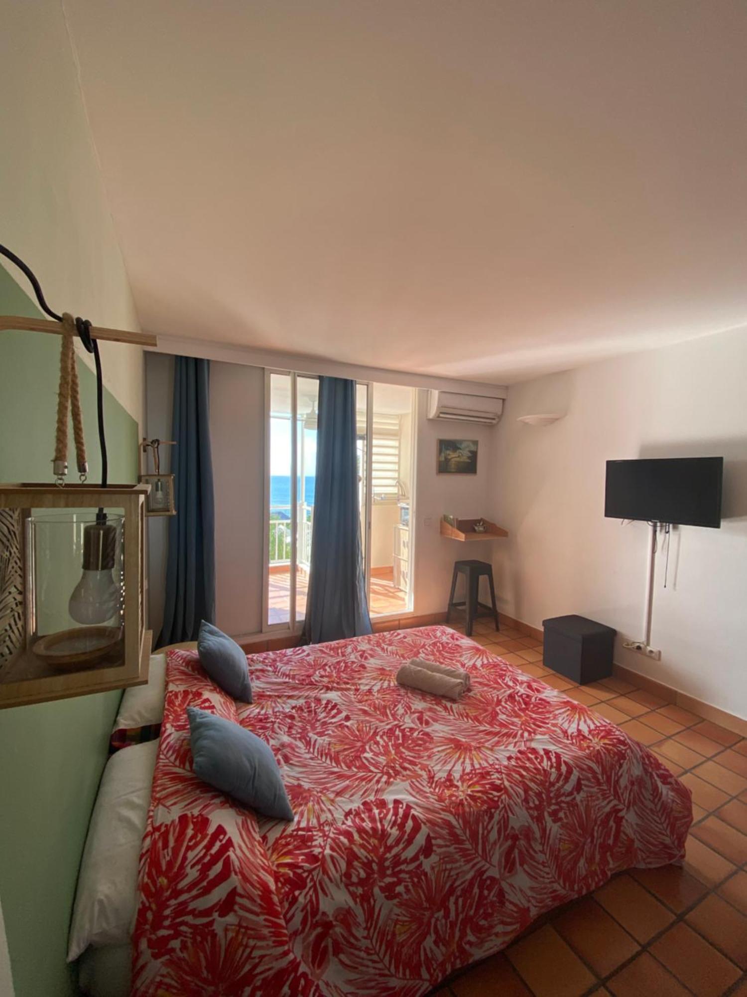 לה טריניטה Studio Paisible Avec Piscine, Pas Loin De La Plage מראה חיצוני תמונה